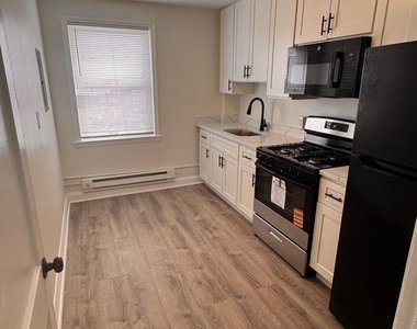 4104 Erdman Avenue - Photo Thumbnail 9