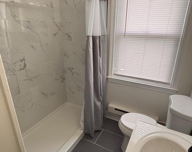 4104 Erdman Avenue - Photo Thumbnail 6