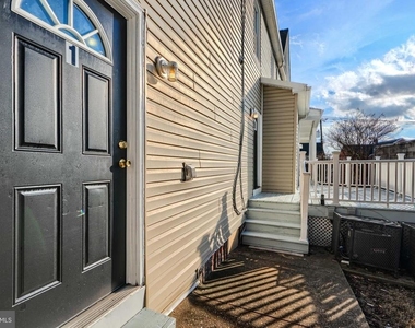 3014 Hamilton Avenue - Photo Thumbnail 4