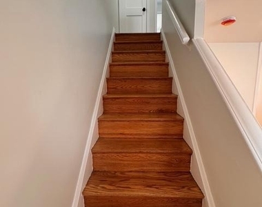 1090 Cameron Road - Photo Thumbnail 11