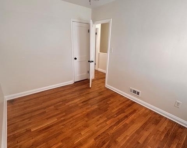 1090 Cameron Road - Photo Thumbnail 16
