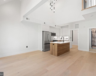 2504 41st Street Nw - Photo Thumbnail 11