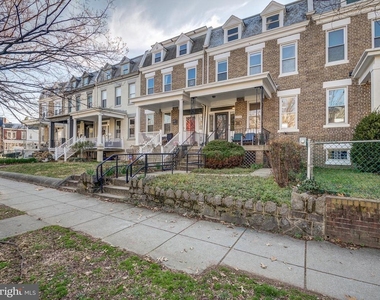 4008 Illinois Avenue Nw - Photo Thumbnail 6