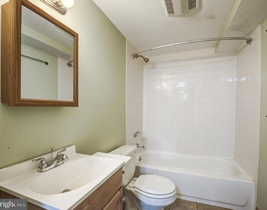 4008 Illinois Avenue Nw - Photo Thumbnail 9