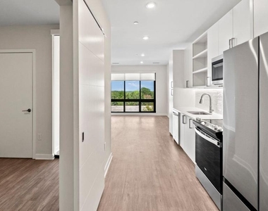 4000 Wisconsin Avenue Nw - Photo Thumbnail 12
