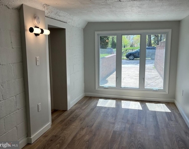 327 Whittier Street Nw - Photo Thumbnail 14