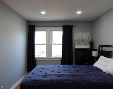 1228 18th Street Ne - Photo Thumbnail 2