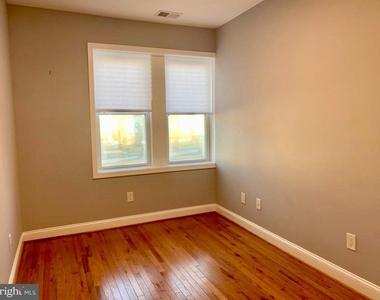 1141 Owen Place Ne - Photo Thumbnail 8