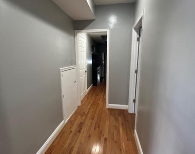 1141 Owen Place Ne - Photo Thumbnail 4