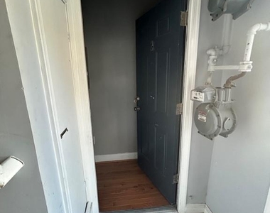1141 Owen Place Ne - Photo Thumbnail 2