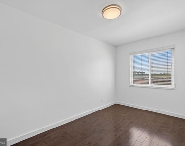 2218 16th Street Ne - Photo Thumbnail 12