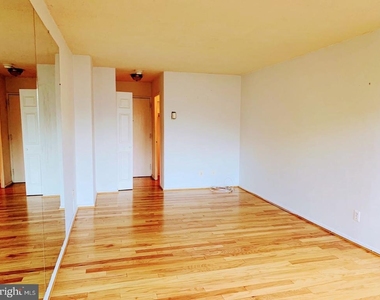 1330 New Hampshire Avenue Nw - Photo Thumbnail 5