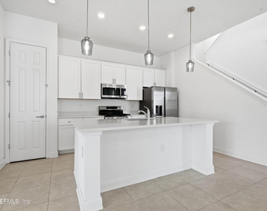 357 Rum Runner Way - Photo Thumbnail 38