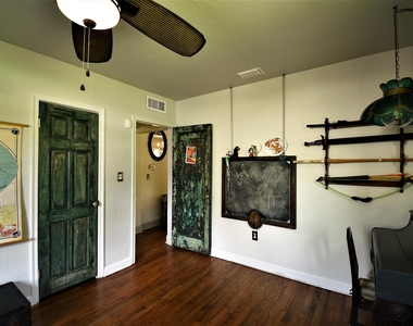 4641 Blount Avenue - Photo Thumbnail 20