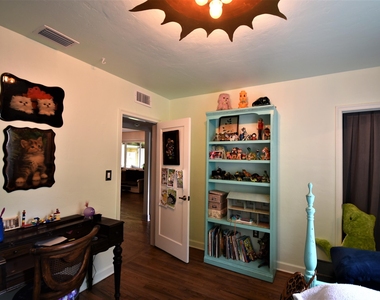 4641 Blount Avenue - Photo Thumbnail 17