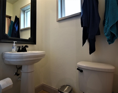 4641 Blount Avenue - Photo Thumbnail 15