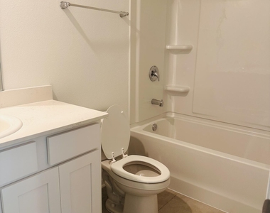 30 Tidal Bch Avenue - Photo Thumbnail 11