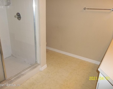 3591 Kernan Boulevard S - Photo Thumbnail 12