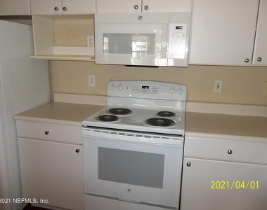 3591 Kernan Boulevard S - Photo Thumbnail 6