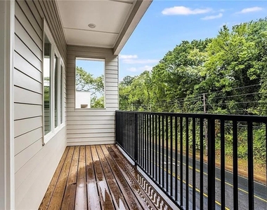 1436 Walker Place Se - Photo Thumbnail 21