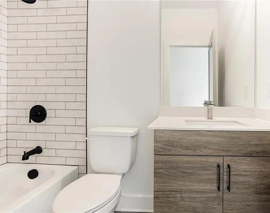1436 Walker Place Se - Photo Thumbnail 20