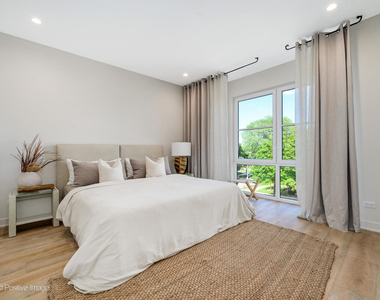 3007 Cottonwood Lane - Photo Thumbnail 10