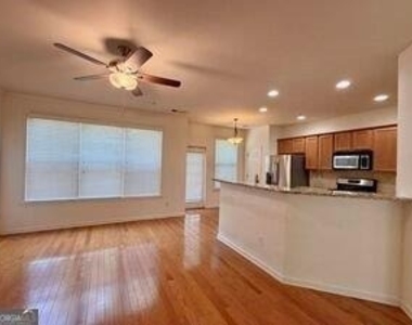 6243 Sawtooth Oak Court Se - Photo Thumbnail 20