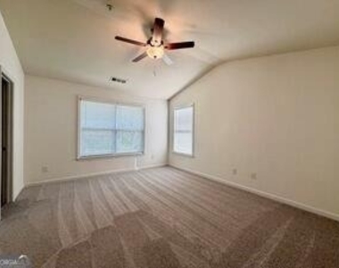 6243 Sawtooth Oak Court Se - Photo Thumbnail 28