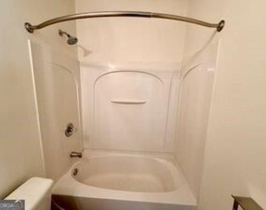 6243 Sawtooth Oak Court Se - Photo Thumbnail 47
