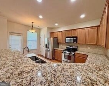 6243 Sawtooth Oak Court Se - Photo Thumbnail 16