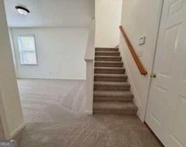 6243 Sawtooth Oak Court Se - Photo Thumbnail 43