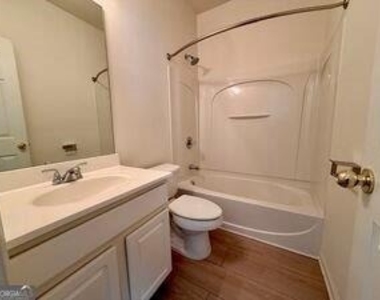 6243 Sawtooth Oak Court Se - Photo Thumbnail 46
