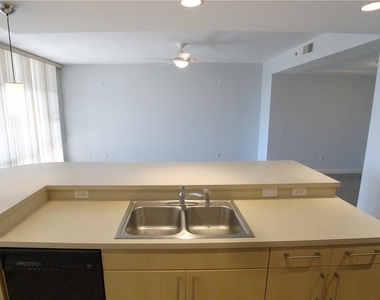 250 Park Avenue West Nw - Photo Thumbnail 12