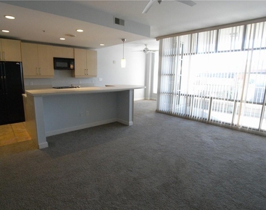 250 Park Avenue West Nw - Photo Thumbnail 6