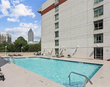 250 Park Avenue West Nw - Photo Thumbnail 29