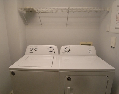 250 Park Avenue West Nw - Photo Thumbnail 13
