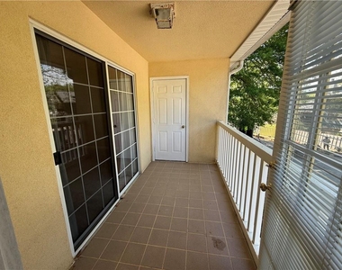 1001 Holly Drive - Photo Thumbnail 12