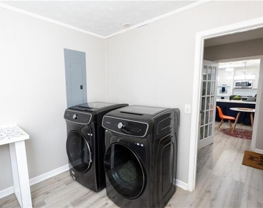 2749 Fieldstone Drive Se - Photo Thumbnail 17