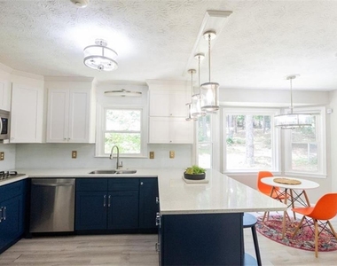 2749 Fieldstone Drive Se - Photo Thumbnail 6