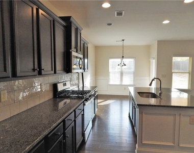 2441 Melton Common Drive - Photo Thumbnail 13