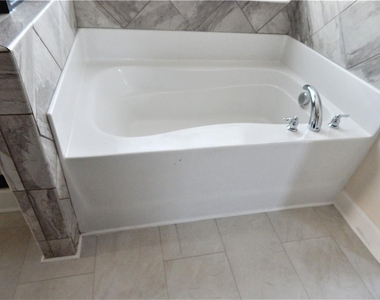 2441 Melton Common Drive - Photo Thumbnail 39