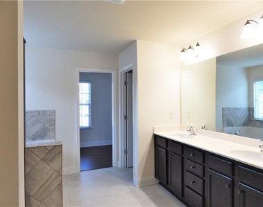 2441 Melton Common Drive - Photo Thumbnail 45