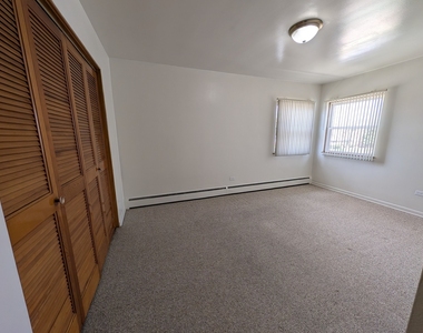 10351 Canterbury Street - Photo Thumbnail 6