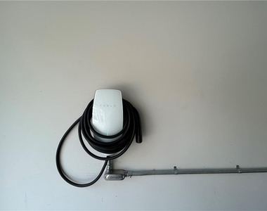 3715 Davis Circle - Photo Thumbnail 11
