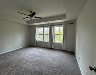 3715 Davis Circle - Photo Thumbnail 10