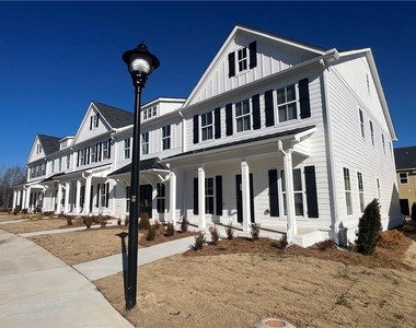 1719 Prospect Way - Photo Thumbnail 3