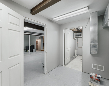2404 Ridge Avenue - Photo Thumbnail 13