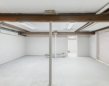 2404 Ridge Avenue - Photo Thumbnail 14