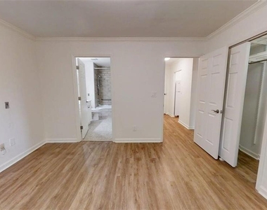 300 Johnson Ferry Road Ne - Photo Thumbnail 19