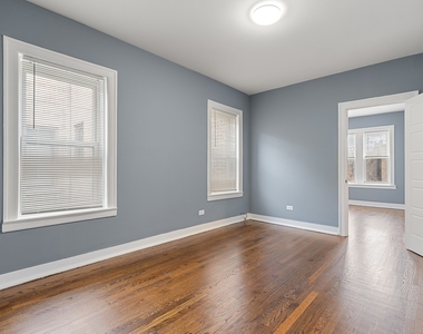 7649 S Yates Boulevard - Photo Thumbnail 9